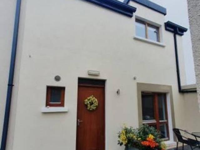 Apartment for sale in Apartment 5 Mall Mews Rock Square Castlebar Mayo County Connacht Ireland