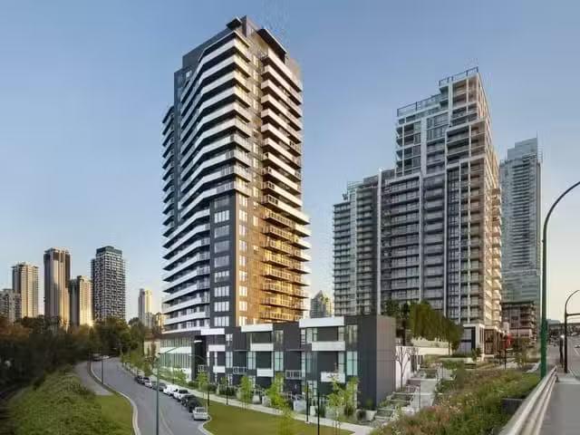 Apartment for sale in Burnaby, Burnaby North, 1003 4433 Alaska.