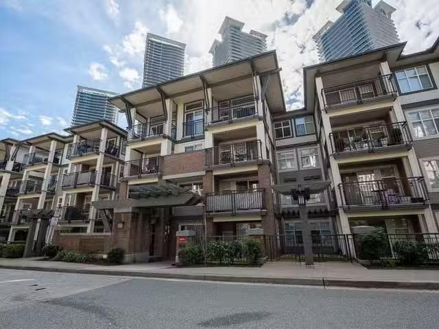 Apartment for sale in Burnaby, Burnaby North, 108 4788 Brentwo.