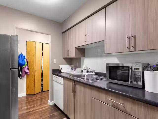 Apartment for sale in Burnaby, Burnaby North, 119 4363 Halifax.