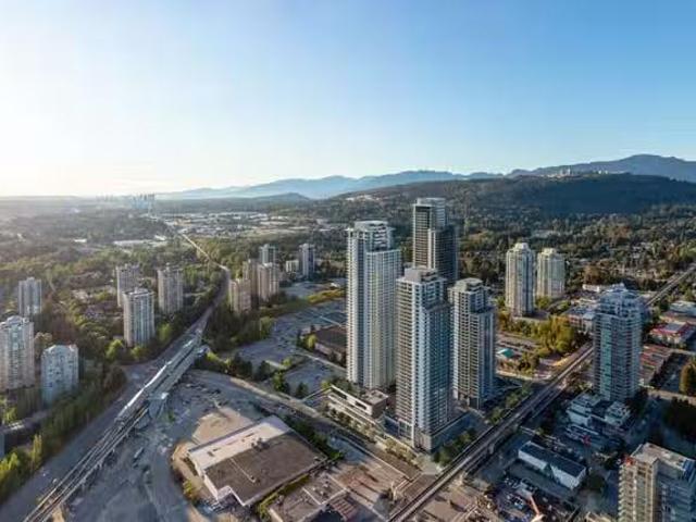 Apartment for sale in Burnaby, Burnaby North, 2402 3888 Evergr.