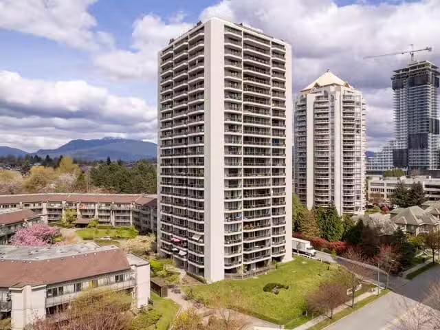 Apartment for sale in Burnaby, Burnaby North, 202 4353 Halifax.