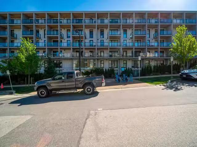 Apartment for sale in Burnaby, Burnaby North, 307 9888 Univers.