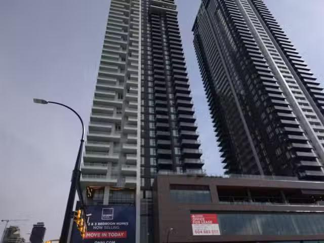 Apartment for sale in Burnaby, Burnaby North, 4504 2108 Gilmor.