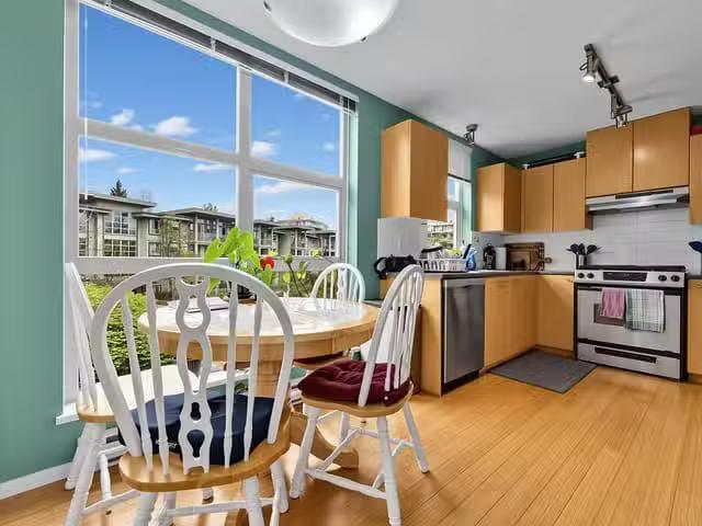 Apartment for sale in Burnaby, Burnaby North, 403 9339 Univers.