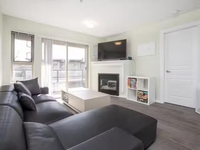 Apartment for sale in Burnaby, Burnaby North, 401 9319 Univers.