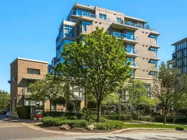 Apartment for sale in Burnaby, Burnaby North, 402 9298 Univers.