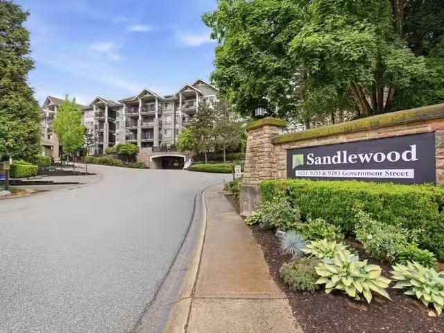 Apartment for sale in Burnaby, Burnaby North, 411 9233 Governm.