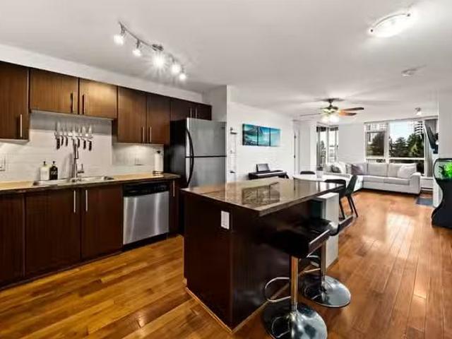 Apartment for sale in Burnaby, Burnaby North, 503 2088 Madison.