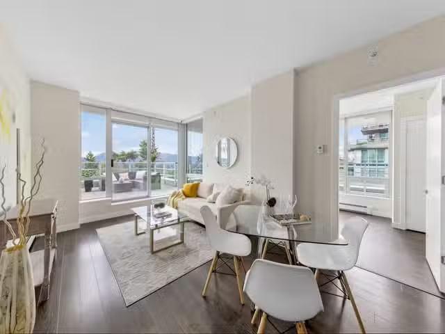 Apartment for sale in Burnaby, Burnaby North, 708 9060 Univers.