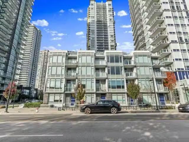 Apartment for sale in Burnaby, Burnaby South, CH3 5051 Imperia.
