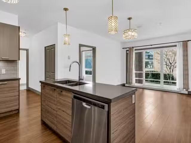 Apartment for sale in Burnaby, Burnaby South, 103 6875 Dunblan.