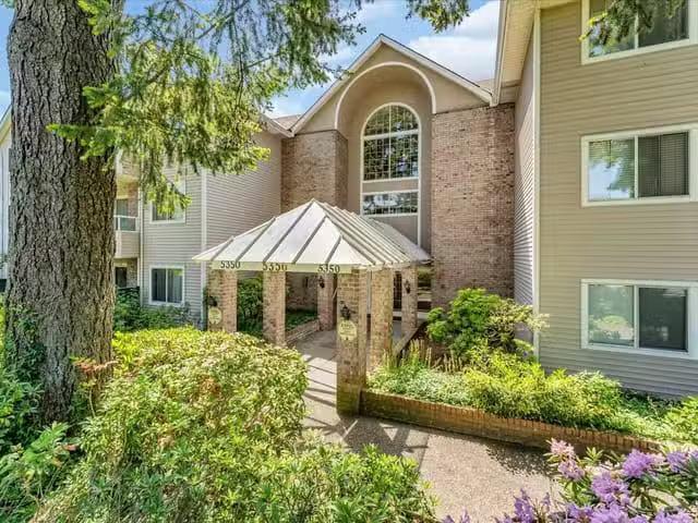 Apartment for sale in Burnaby, Burnaby South, 107 5350 Victory.