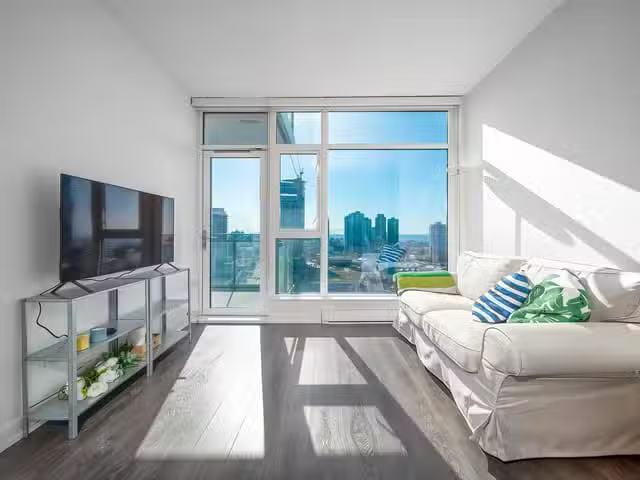 Apartment for sale in Burnaby, Burnaby South, 2508 4688 Kingsw.