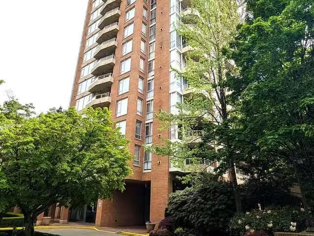 Apartment for sale in Burnaby, Burnaby South, 201 4689 Hazel S.