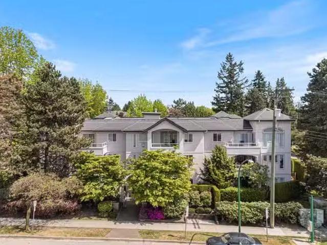 Apartment for sale in Burnaby, Burnaby South, 202 7188 Royal O.