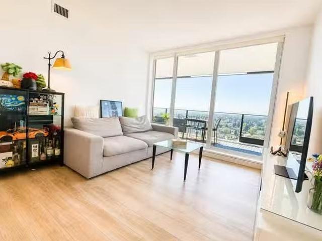 Apartment for sale in Burnaby, Burnaby South, 2101 6699 Dunbla.