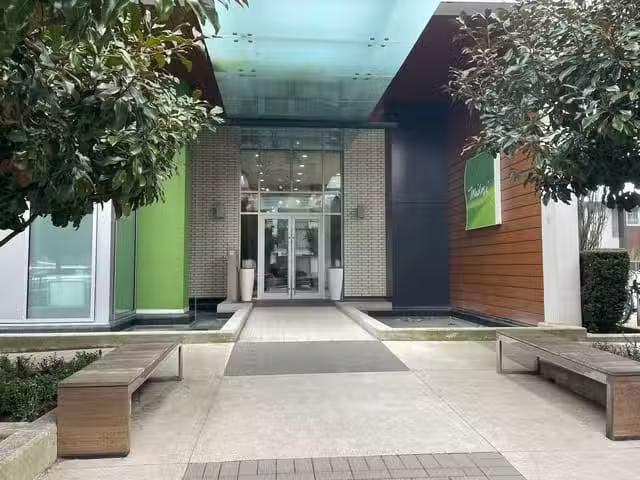 Apartment for sale in Burnaby, Burnaby South, 2207 6638 Dunbla.