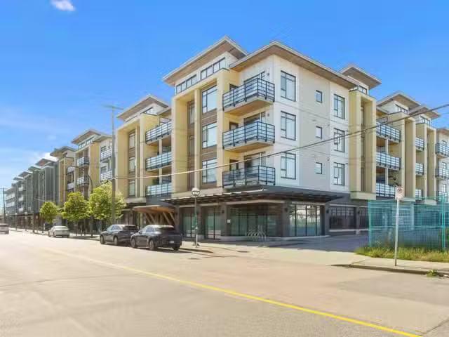 Apartment for sale in Burnaby, Burnaby South, 221 5248 Grimmer.