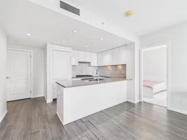 Apartment for sale in Burnaby, Burnaby South, 3603 5883 Barker.