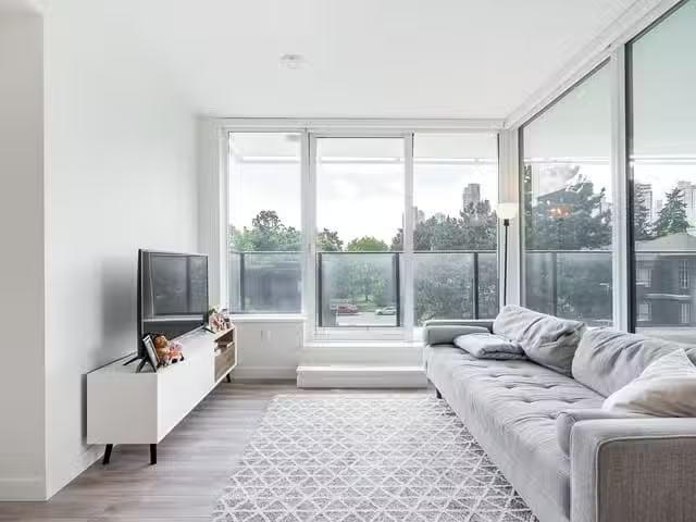Apartment for sale in Burnaby, Burnaby South, 301 6699 Dunblan.