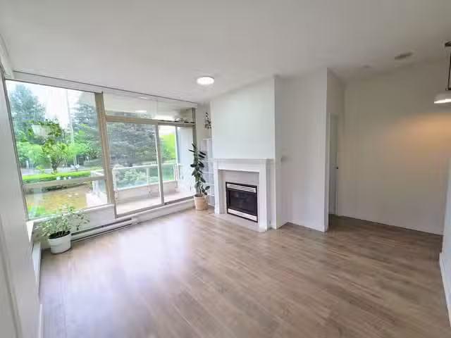 Apartment for sale in Burnaby, Burnaby South, 302 6838 Station.