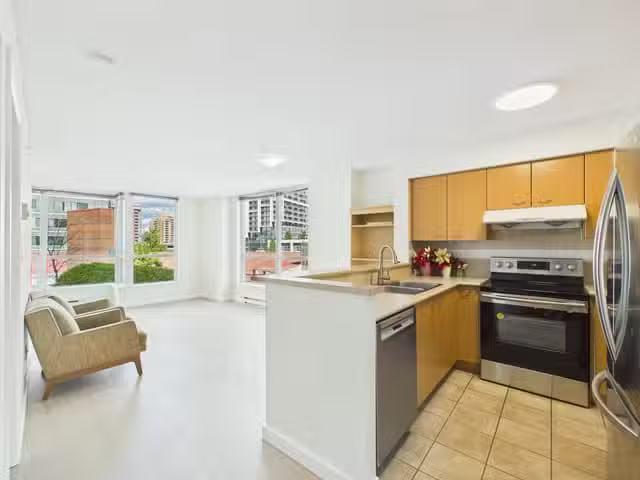 Apartment for sale in Burnaby, Burnaby South, 611 6028 Willing.