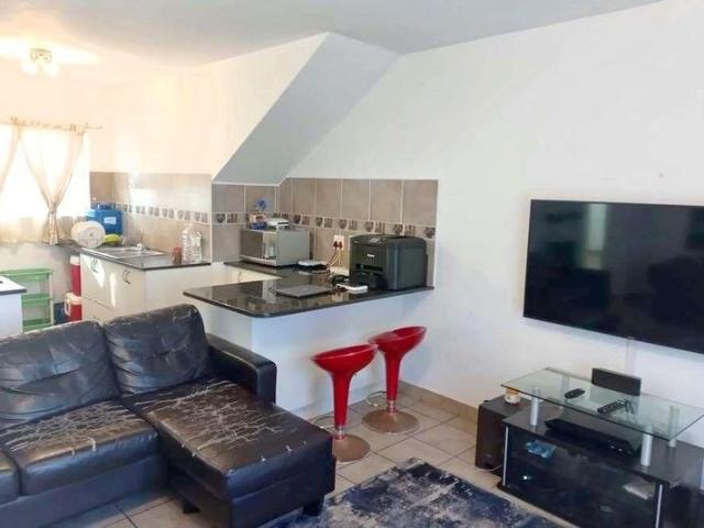 Apartment For Sale in Gonubie, East London