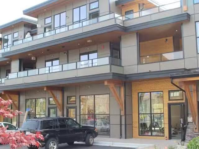 Apartment for sale in Gibsons, Sunshine Coast, 203 641 Mahan R.