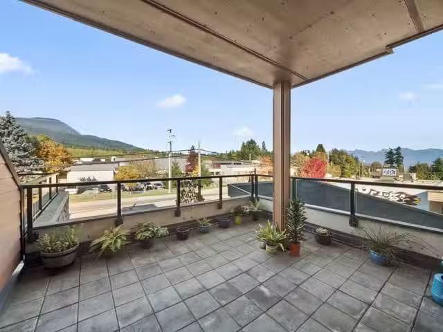 Apartment for sale in Gibsons, Sunshine Coast, 205 875 Gibsons.