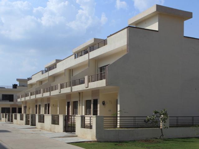 Apartment for Sale in Gurgaon, Haryana, Ref# 4742871