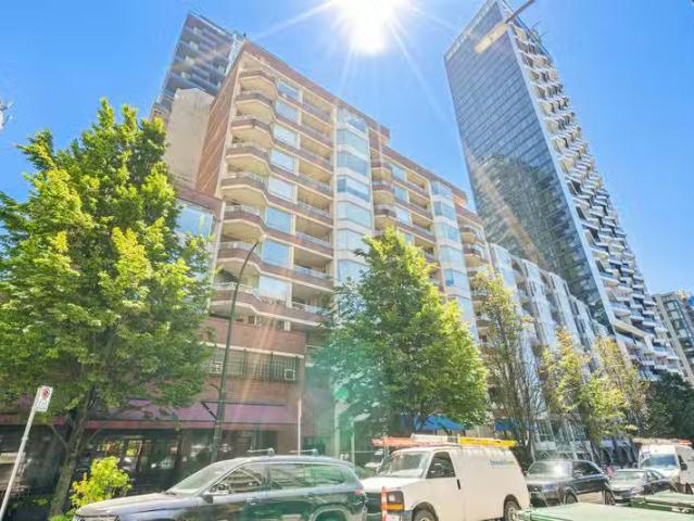 Apartment for sale in Downtown VW, Vancouver, Vancouver West.
