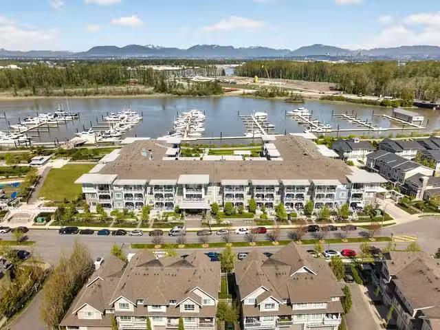 Apartment for sale in Delta, Ladner, 206 5535 Admiral Way, 263.