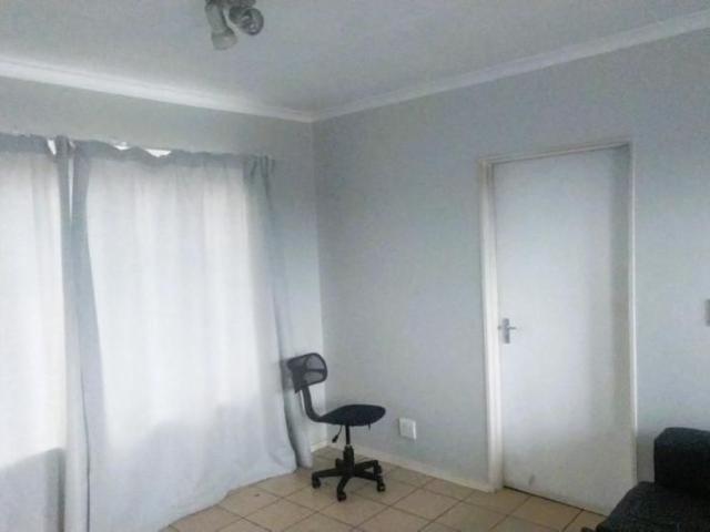 1 Bedroom apartment for sale in Esther Park, Kempton Park