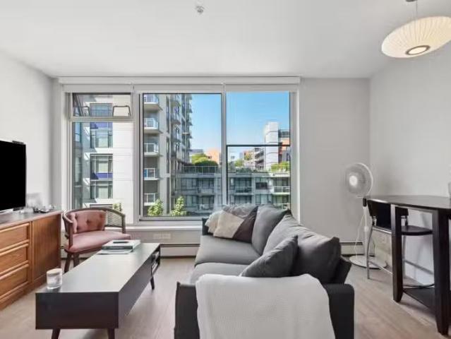 Apartment for sale in False Creek, Vancouver, Vancouver West.