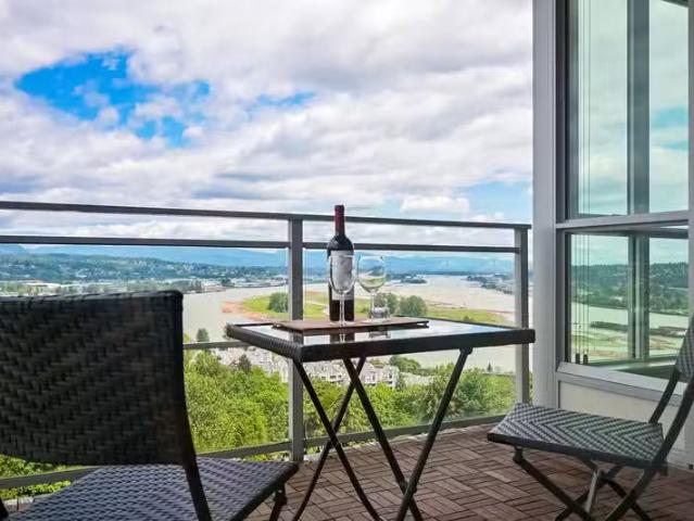 Apartment for sale in Fraserview NW, New Westminster, New West.