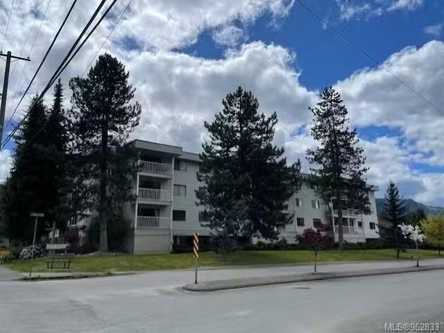 Apartment for sale in Lake Cowichan, Lake Cowichan, 309 18 Kin.