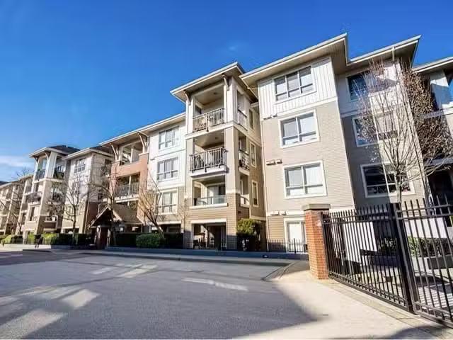 Apartment for sale in Langley, Langley, E Street, 263145014