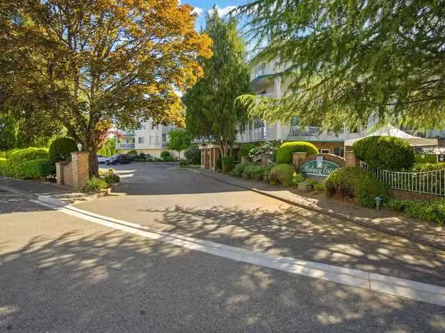 Apartment for sale in Langley, Langley, Street, 263153471