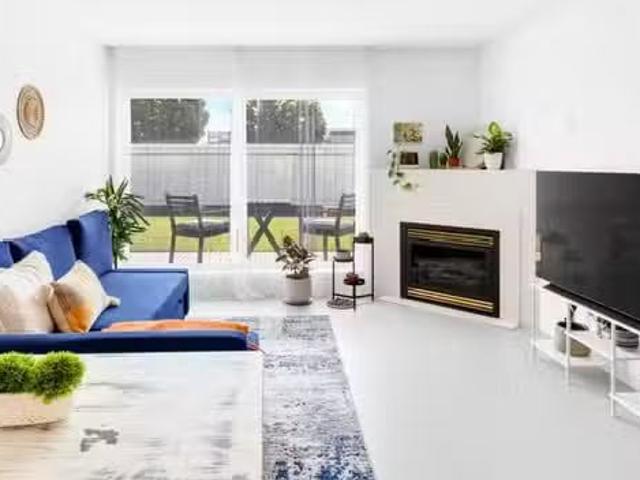 Apartment for sale in Maple Ridge, Maple Ridge, 204 22347 Loug.