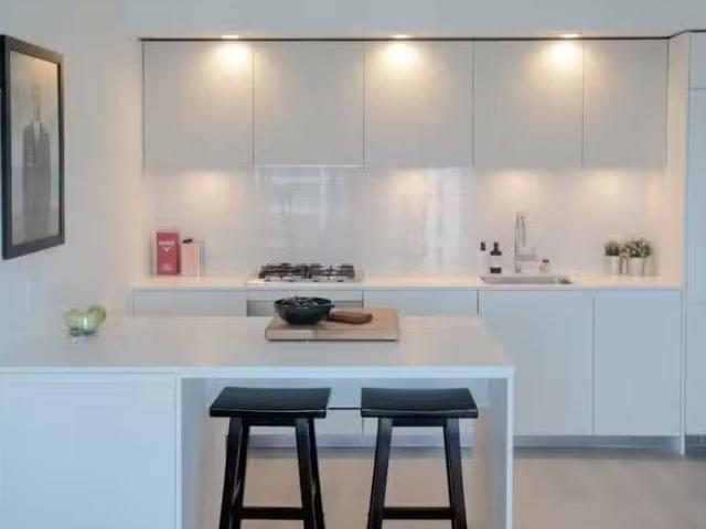 Apartment for sale in Metrotown, Burnaby, Burnaby South, 3906.