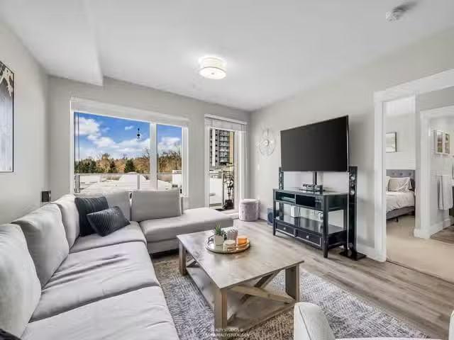 Apartment for sale in North Vancouver, North Vancouver, 401 14.