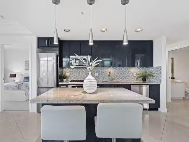 Apartment for sale in North Vancouver, North Vancouver, 502 17.