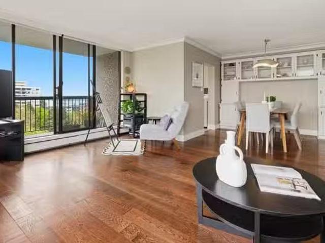 Apartment for sale in North Vancouver, North Vancouver, 704 11.