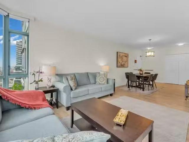 Apartment for sale in North Vancouver, North Vancouver, 801 14.