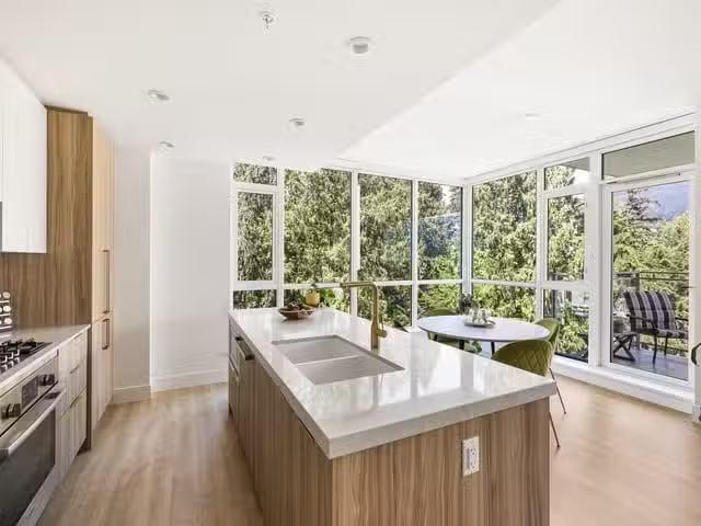 Apartment for sale in North Vancouver, North Vancouver, 801 23.