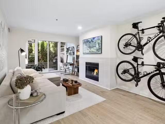 Apartment for sale in North Vancouver, North Vancouver, 114 15.