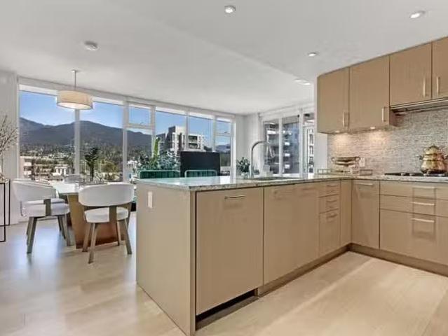 Apartment for sale in North Vancouver, North Vancouver, 1401 1.