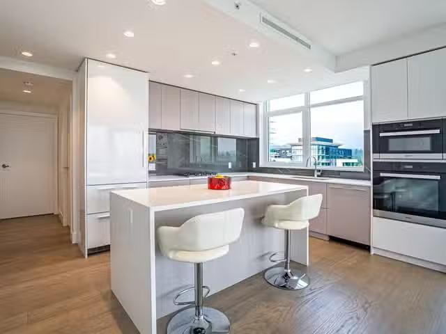 Apartment for sale in North Vancouver, North Vancouver, 1601 1.