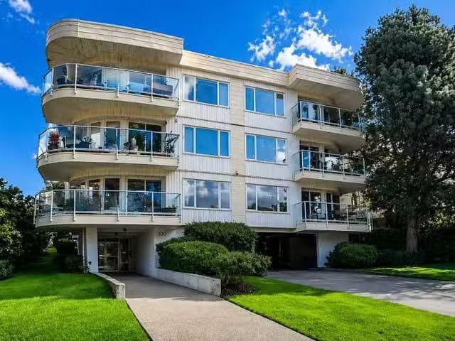 Apartment for sale in North Vancouver, North Vancouver, 202 32.